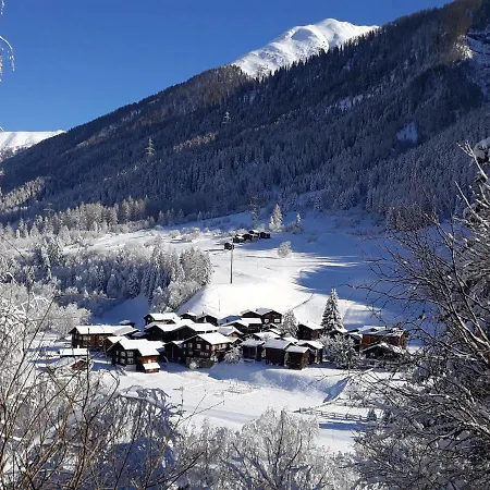 Haus Wiedersehn 아파트 *